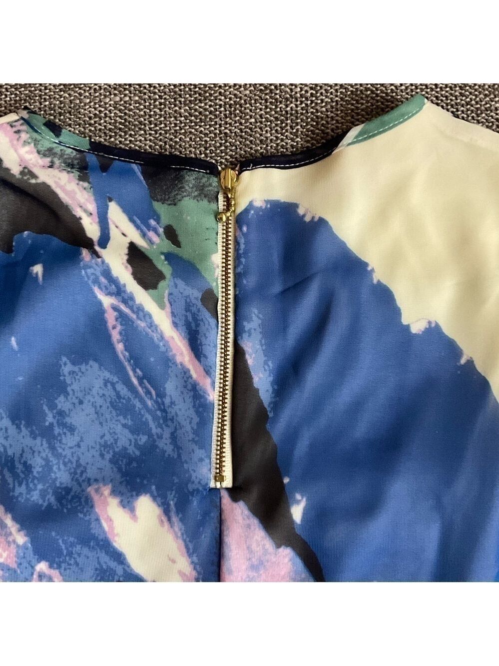 Just Taylor Women’s Chiffon Floral Abstract Dress 8 Used - Picture 9 of 12